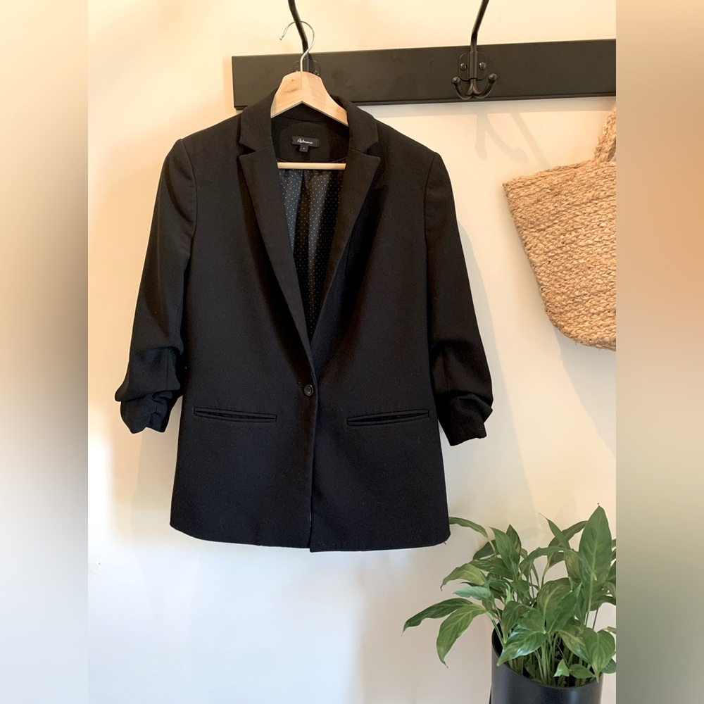Reitman’s Women’s Black Blazer